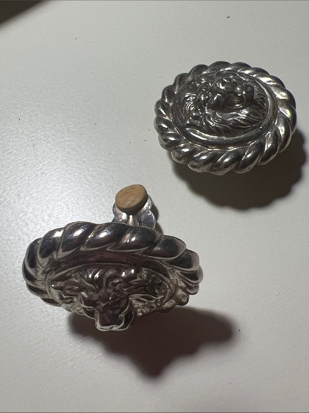 Unbranded Silver Lion Face clip-on Earrings - Silver Tone - Picture 3 of 7